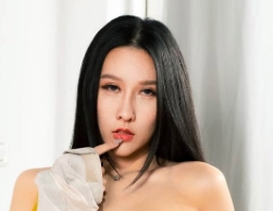 凌薇()个人资料照片